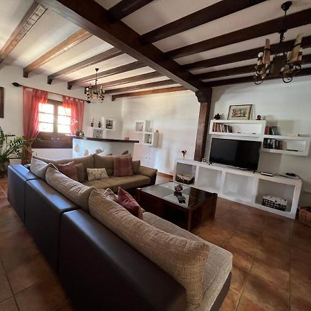 تيناجون Villa Eva المظهر الخارجي الصورة